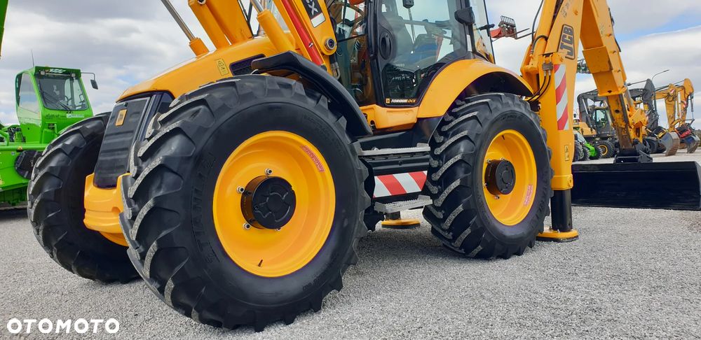 JCB 4CX rok 2007 SPROWADZONY FULL OPCJA skrzynia torquelock na dżojstikach - 32