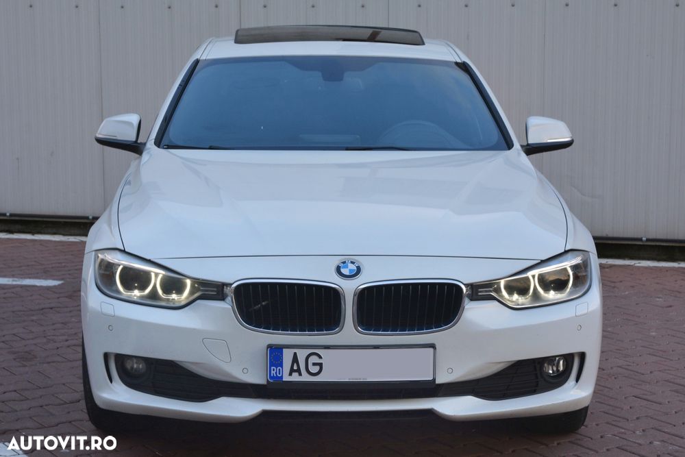 BMW Seria 3 320d Touring Aut. Blue Performance Sport Line - 15