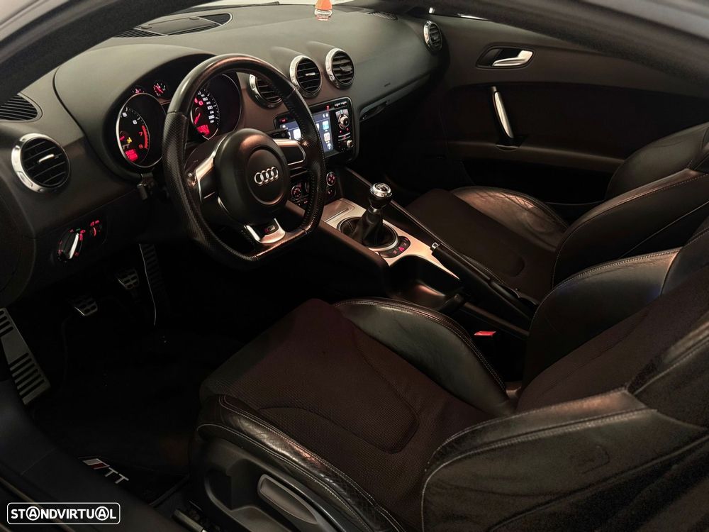 Audi TTS Coupé - 13