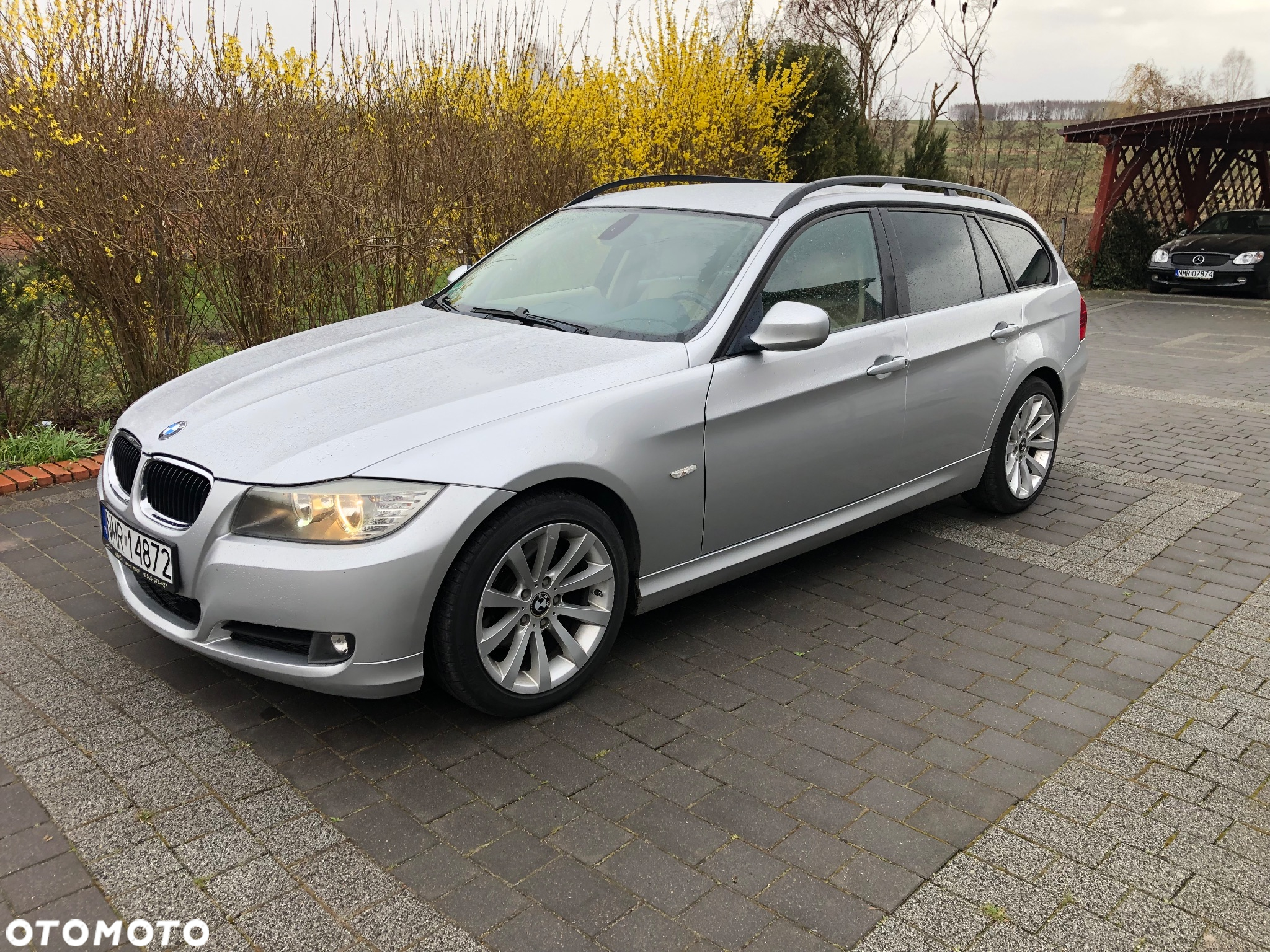 BMW Seria 3 318d DPF Touring - 2