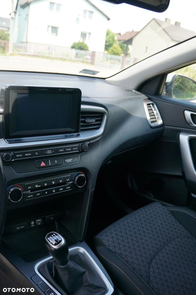 Kia Ceed 1.4 M - 14