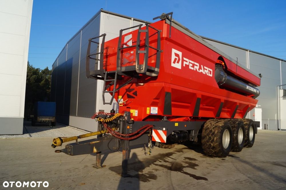 Perard Wóz Przeładowczy Interbenne 40m3 - 2