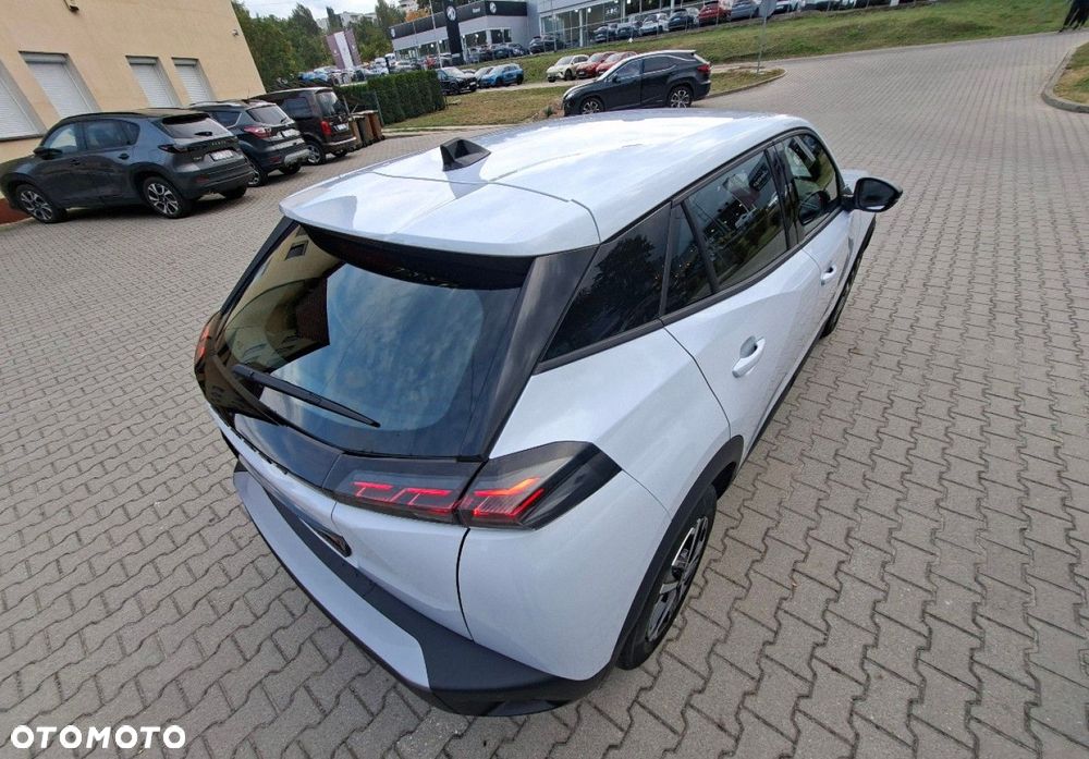 Peugeot 2008 - 11