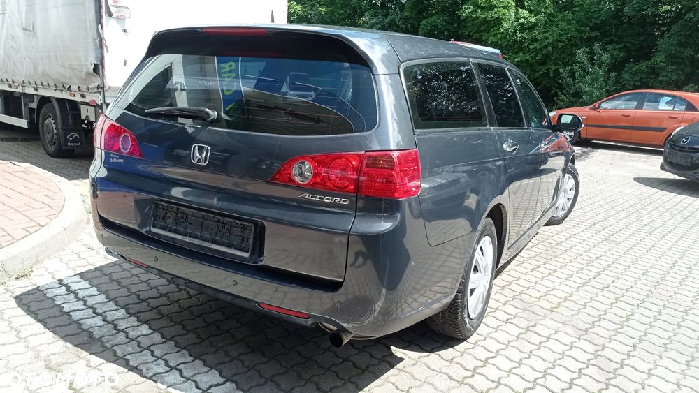 Honda Accord 2.0 i Comfort - 18