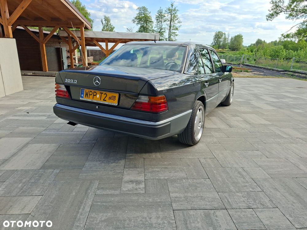 Mercedes-Benz W124 (1984-1993) - 10