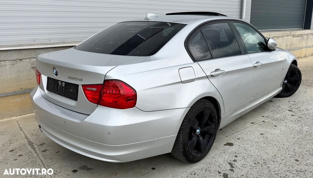 BMW Seria 3 320d DPF Aut. - 15