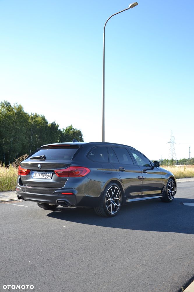 BMW Seria 5 520d M Sport - 2