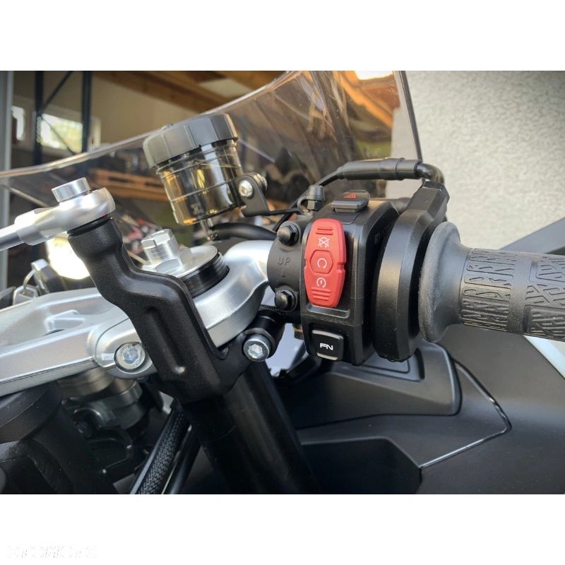 CFMoto SR - 12