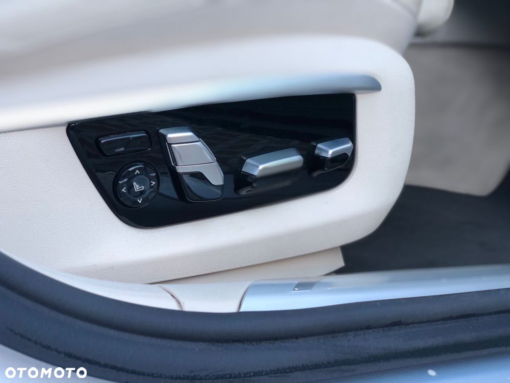 BMW Seria 7 730d - 28