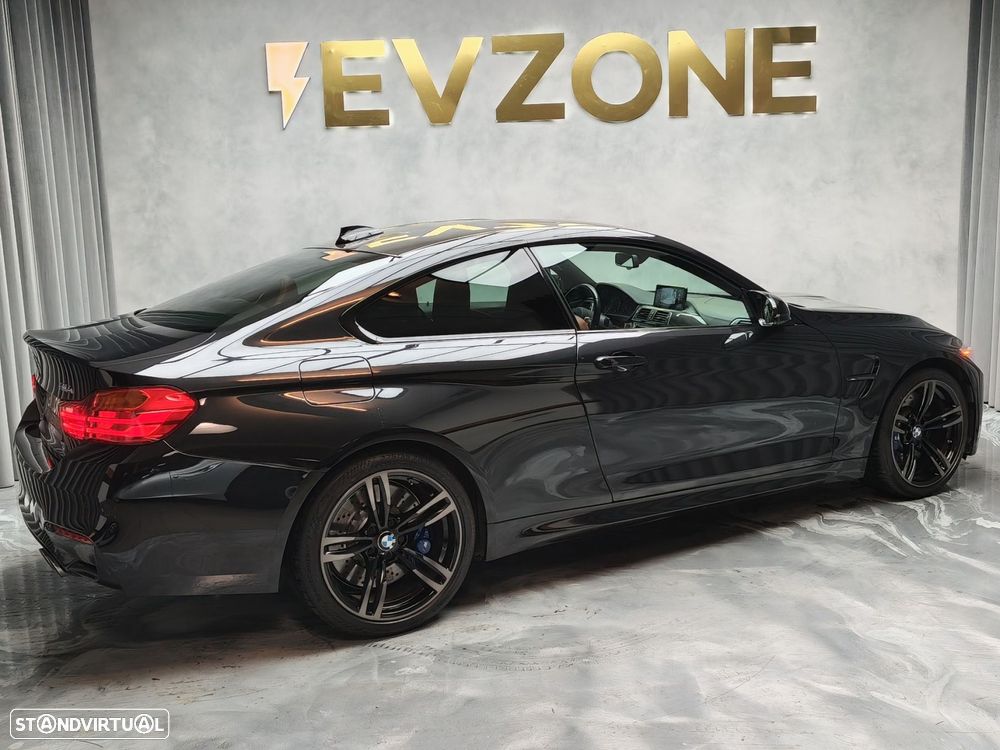BMW M4 Auto - 7