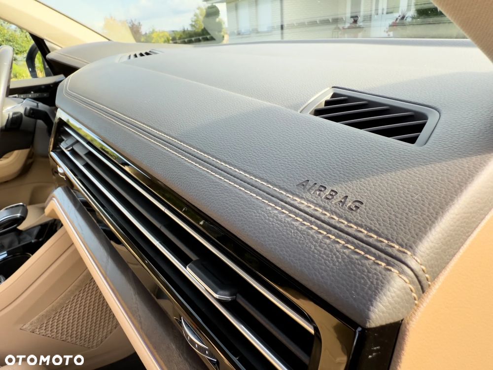 Volkswagen Touareg 3.0 V6 TDI SCR 4Mot Elegance - 26