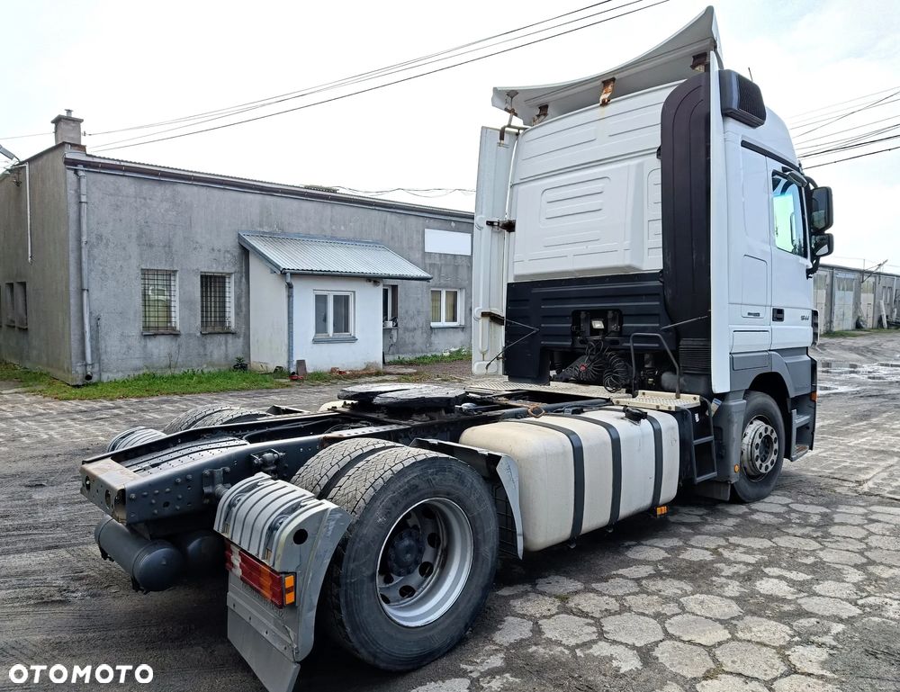 Mercedes-Benz Actros - 6