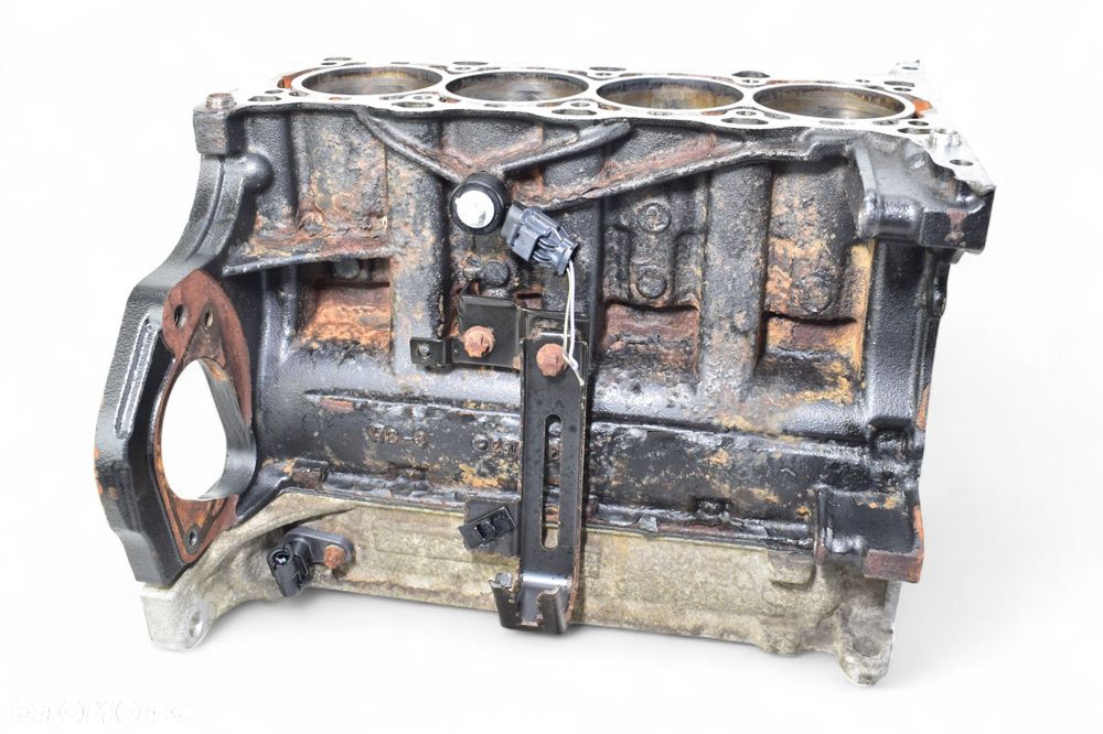 Blok Silnika OPEL ASTRA J CORSA D 1.2 A12XER 55561961 - 2