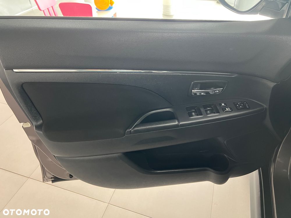 Mitsubishi ASX - 19