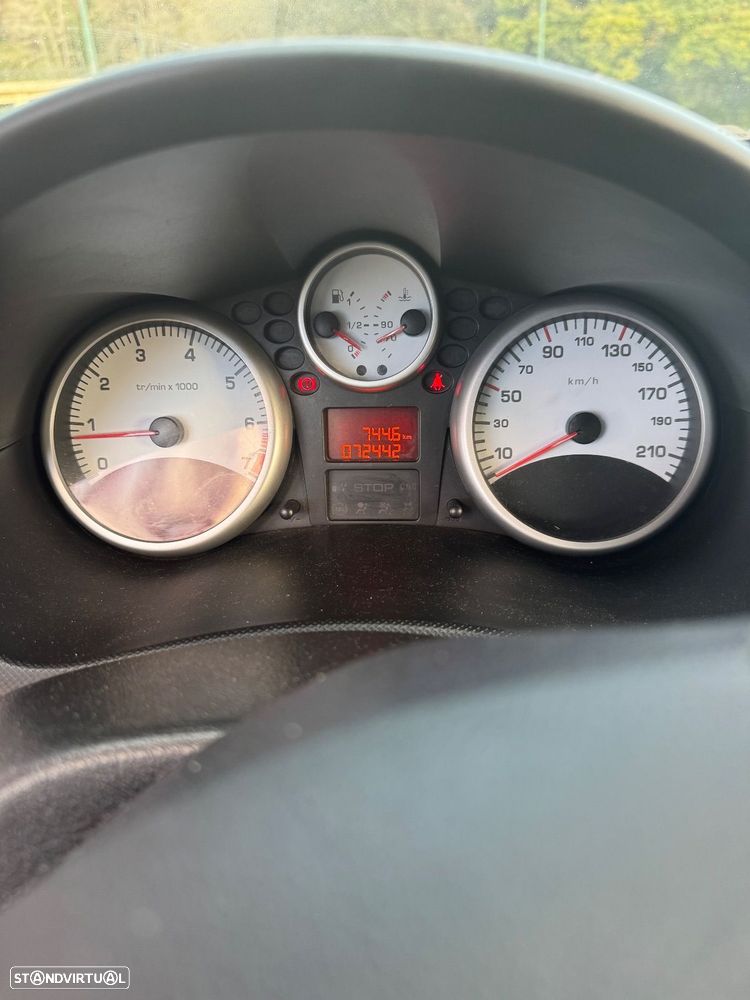 Peugeot 206+ 1.1 Urban - 9