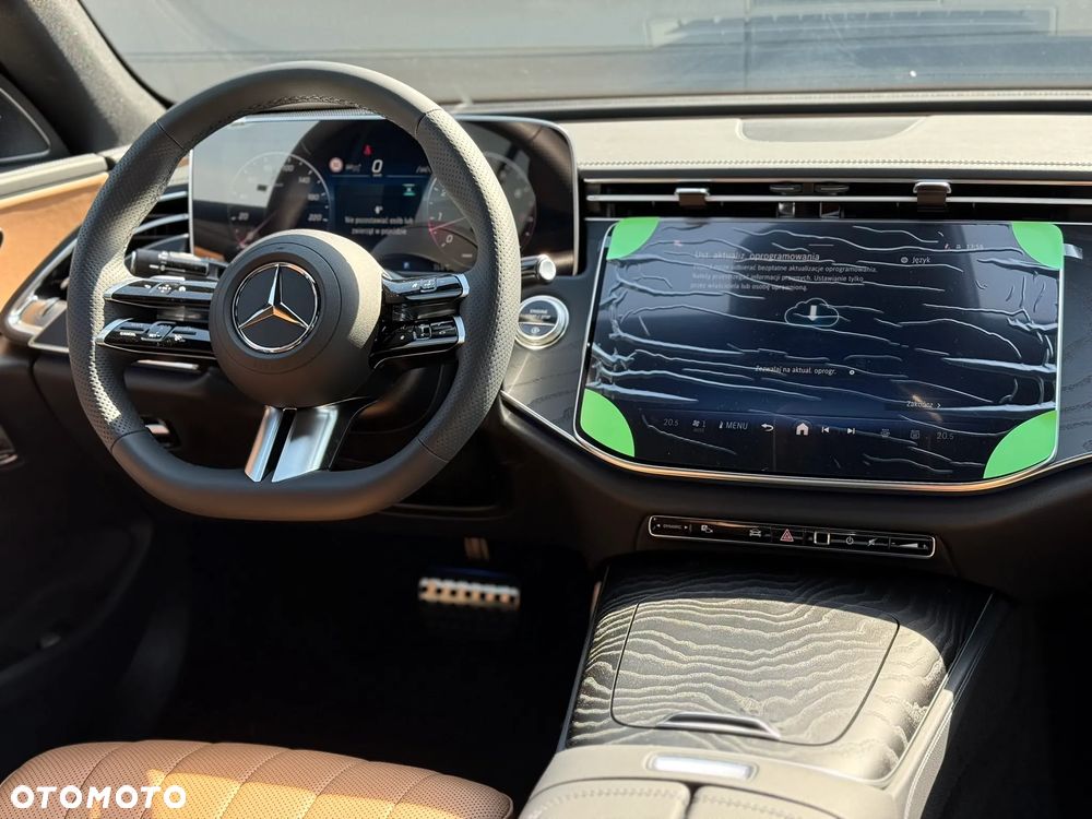 Mercedes-Benz Klasa E 200 mHEV 4-Matic AMG 9G-Tronic - 10