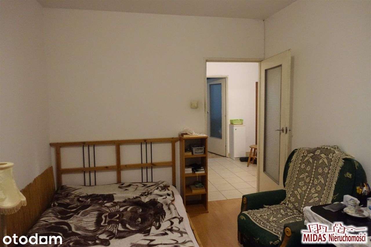 51m2, 2 pokoje,loggia,1 piętro,parking Jednostka E