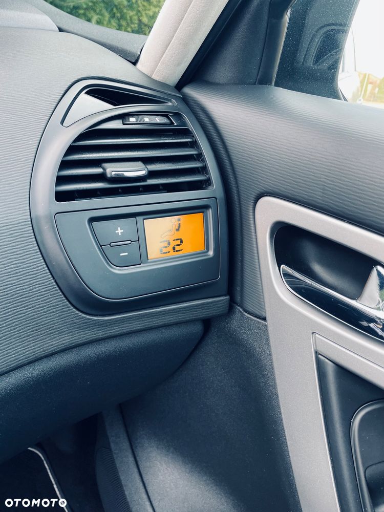 Citroën C4 Grand Picasso - 27