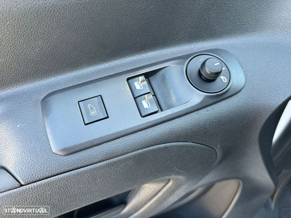 Opel Combo 1.5 CDTi 102cv L1H1 ENJOY - AC - IVA DEDUTÍVEL - 21