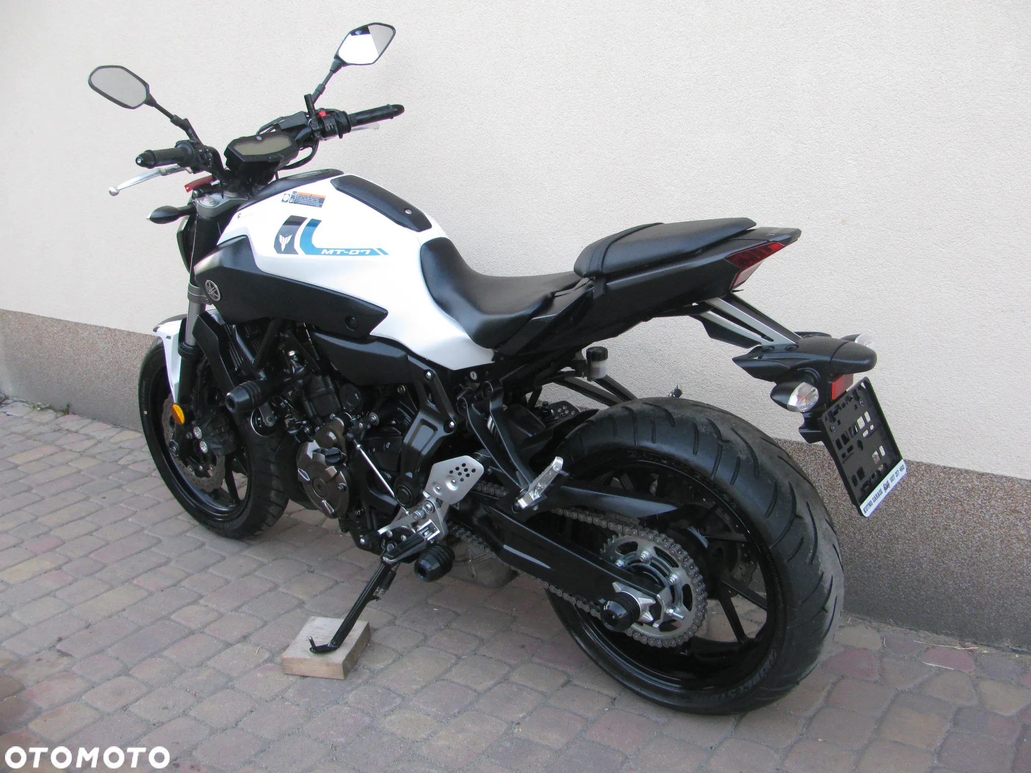 Yamaha MT - 12