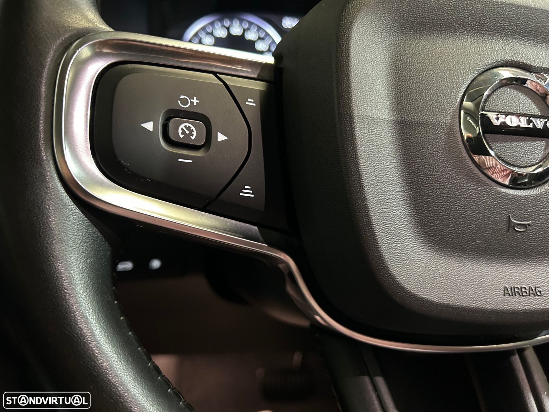 Volvo XC 40 1.5 T5 PHEV Inscription - 32