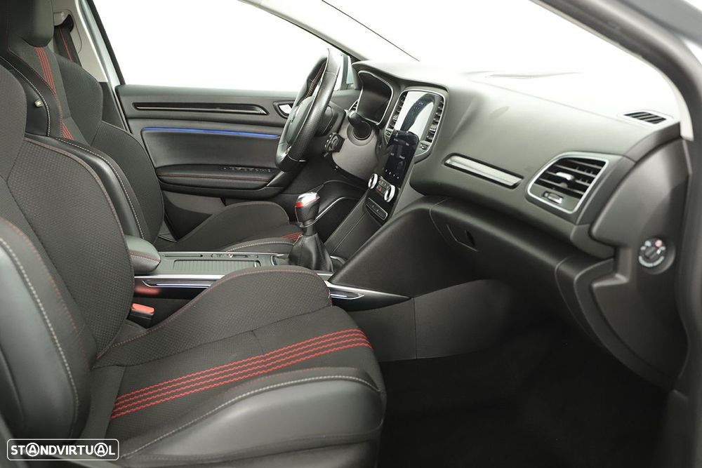 Renault Mégane Sport Tourer 1.5 Blue dCi R.S. Line - 21