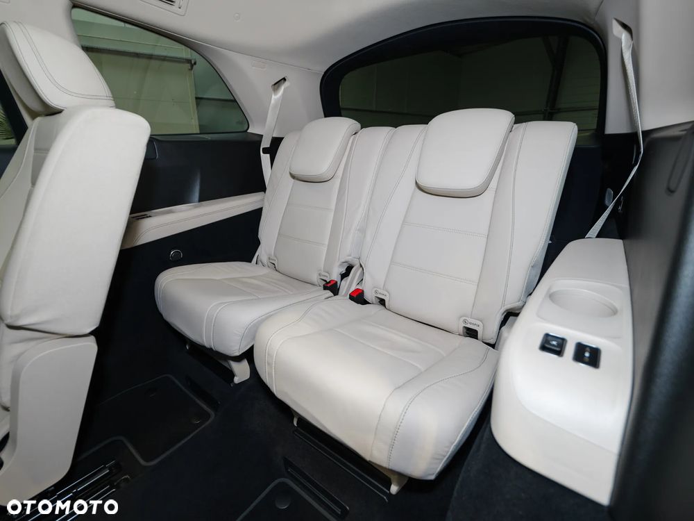 Mercedes-Benz GLS - 19