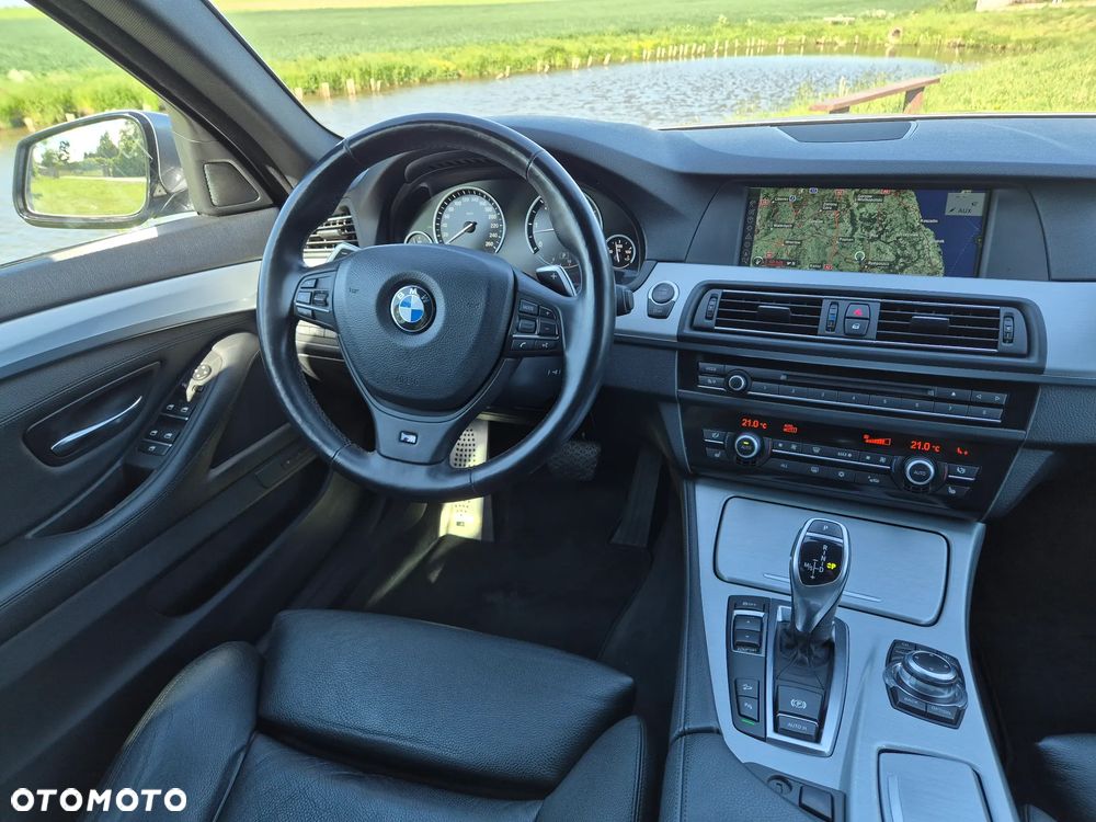 BMW Seria 5 530d xDrive Sport-Aut Modern Line - 3