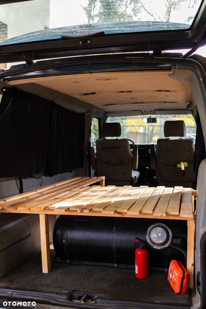 Volkswagen Transporter - 5