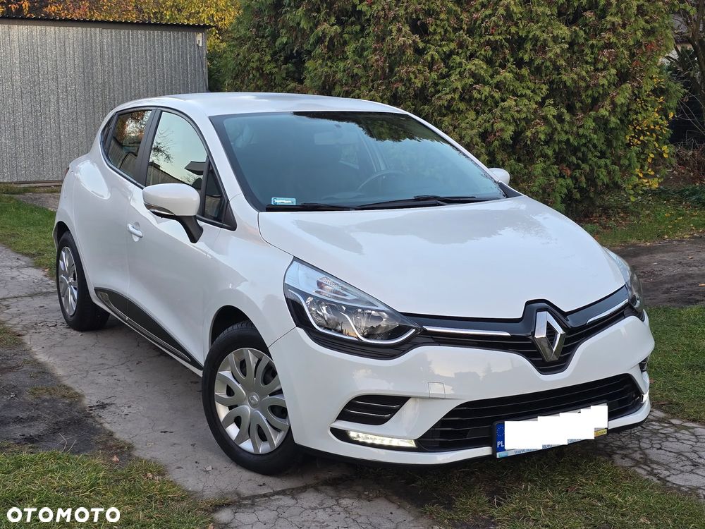Renault Clio 1.2 16V Limited - 21