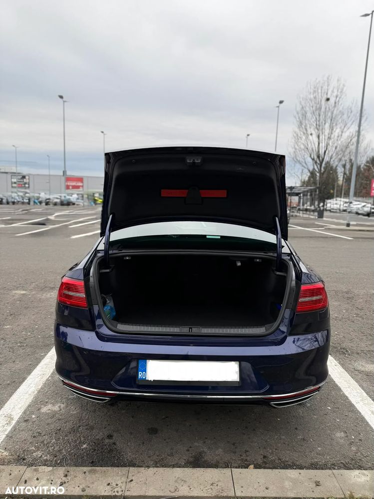 Volkswagen Passat 2.0 TDI DSG R Executive - 7