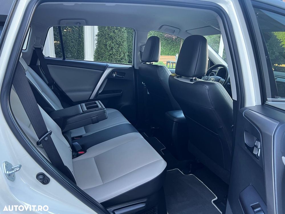 Toyota RAV4 2.5 4x2 Executive - 8