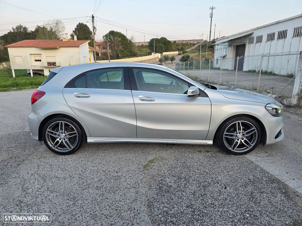 Mercedes-Benz A 180 AMG Line - 13