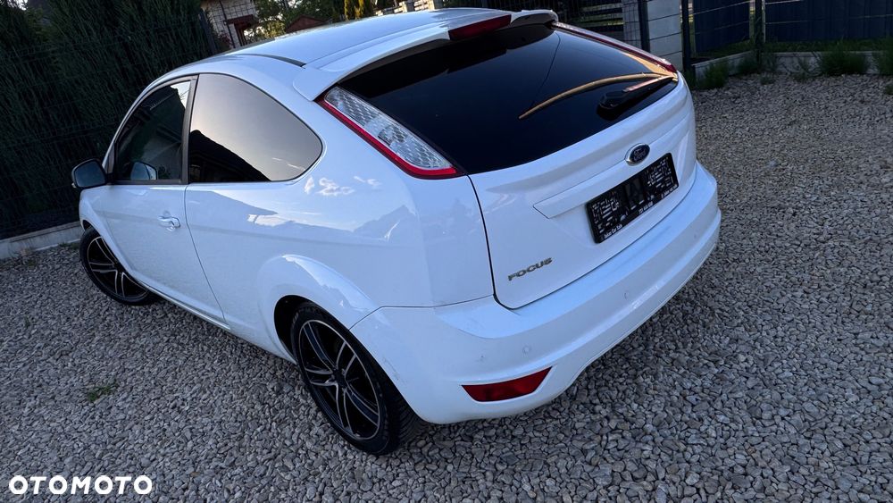 Ford Focus 1.6 16V Viva I - 5