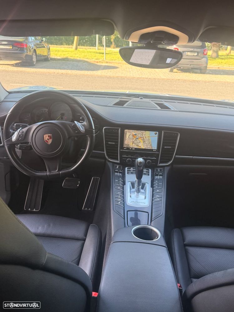 Porsche Panamera - 10