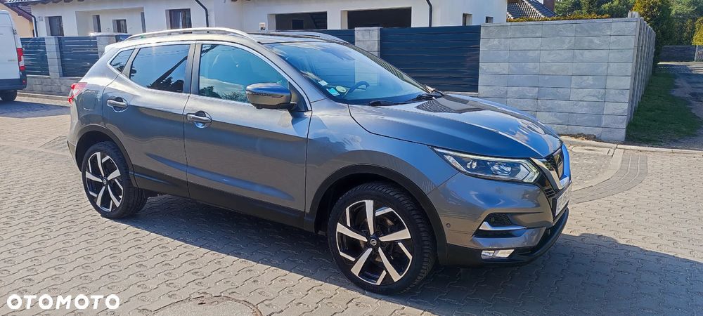 Nissan Qashqai 1.6 dCi 4 x 4 DPF Start/Stop tekna - 2