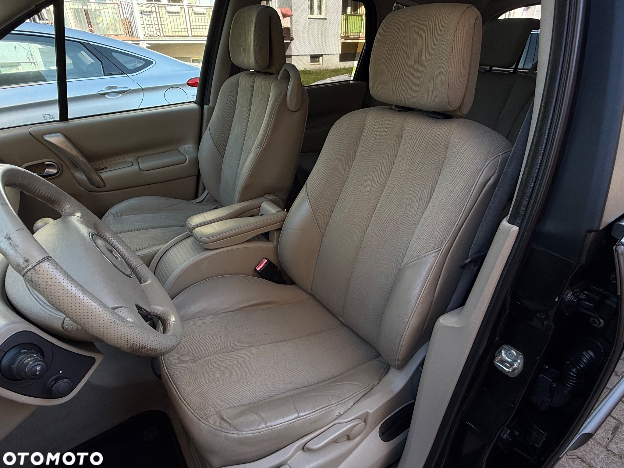 Renault Grand Scenic 2.0 16V Privilege - 14