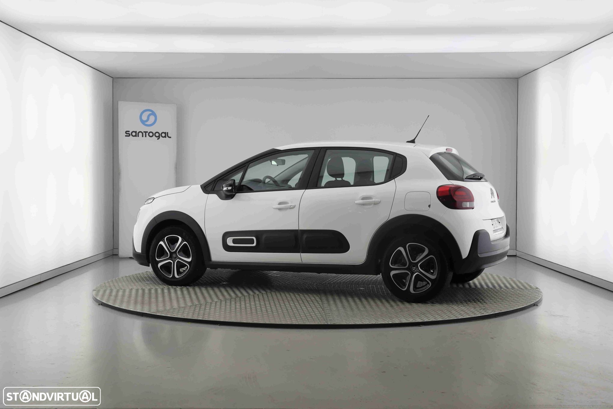 Citroën C3 1.2 PureTech Plus - 4