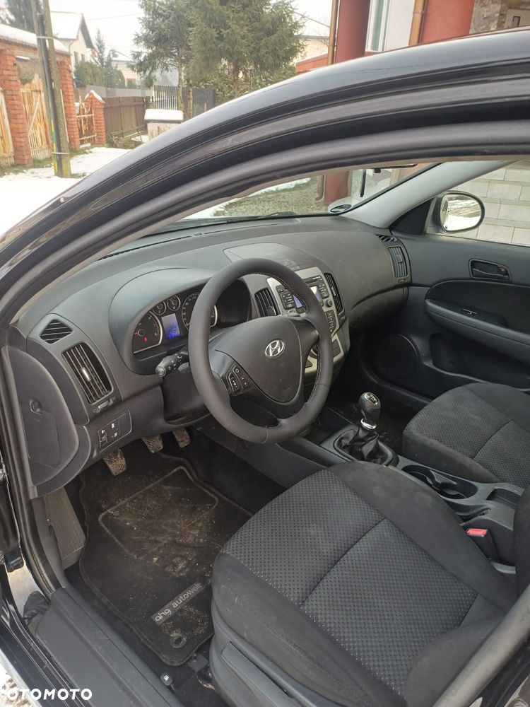 Hyundai i30 i30cw 1.4 blue Comfort - 9