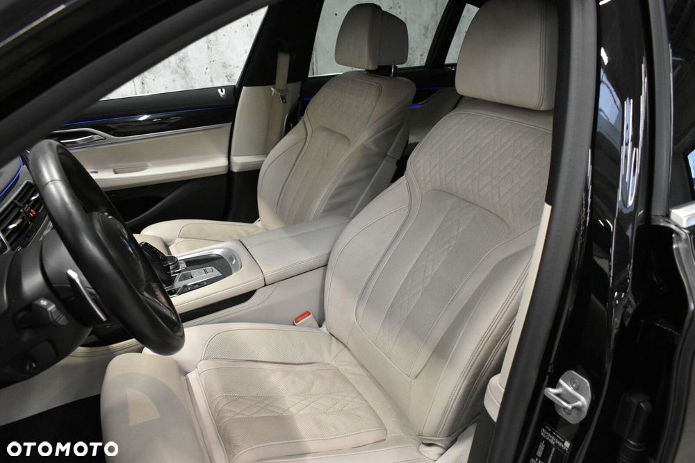 BMW Seria 7 - 11
