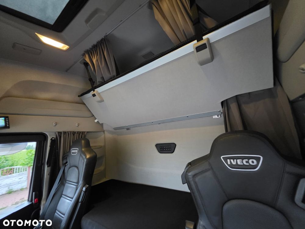 Iveco S-WAY 460 / FIRANKA / WINDA  / NOWE OPONY / 18PALET / AUTOMAT / KLIMA POSTOJOWA / CAŁY NA PODUSZKACH / SYPIALKA / SERWISOWANY / 2021 / JAK NOWY  / E6 - 27