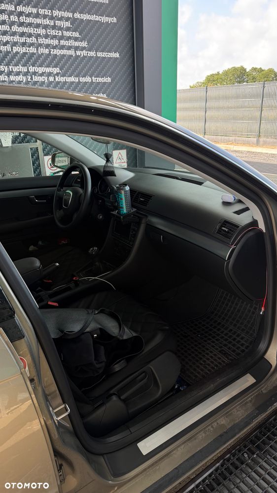 Audi A4 Limousine 1.8T - 10