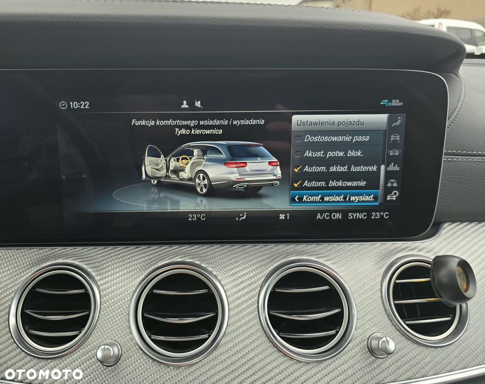 Mercedes-Benz Klasa E 400 d 4Matic 9G-TRONIC AMG Line - 28