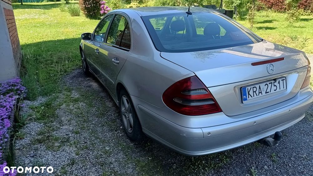 Mercedes-Benz Klasa E - 8