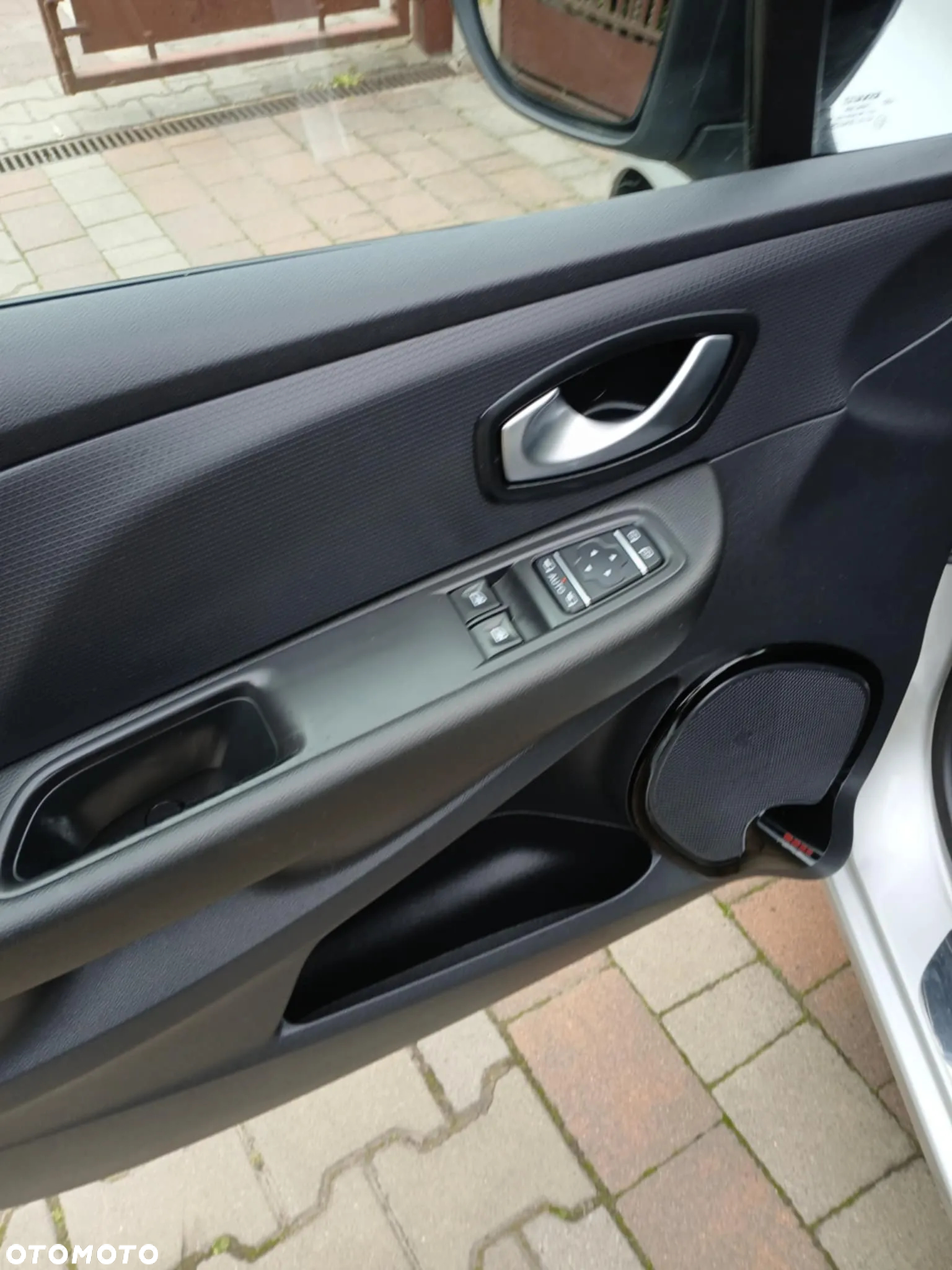 Renault Clio dCi 90 Limited - 10