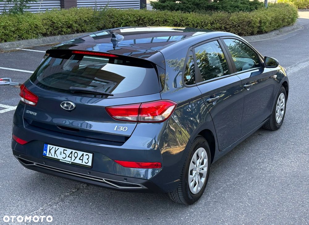 Hyundai i30 1.5 DPI Modern - 17