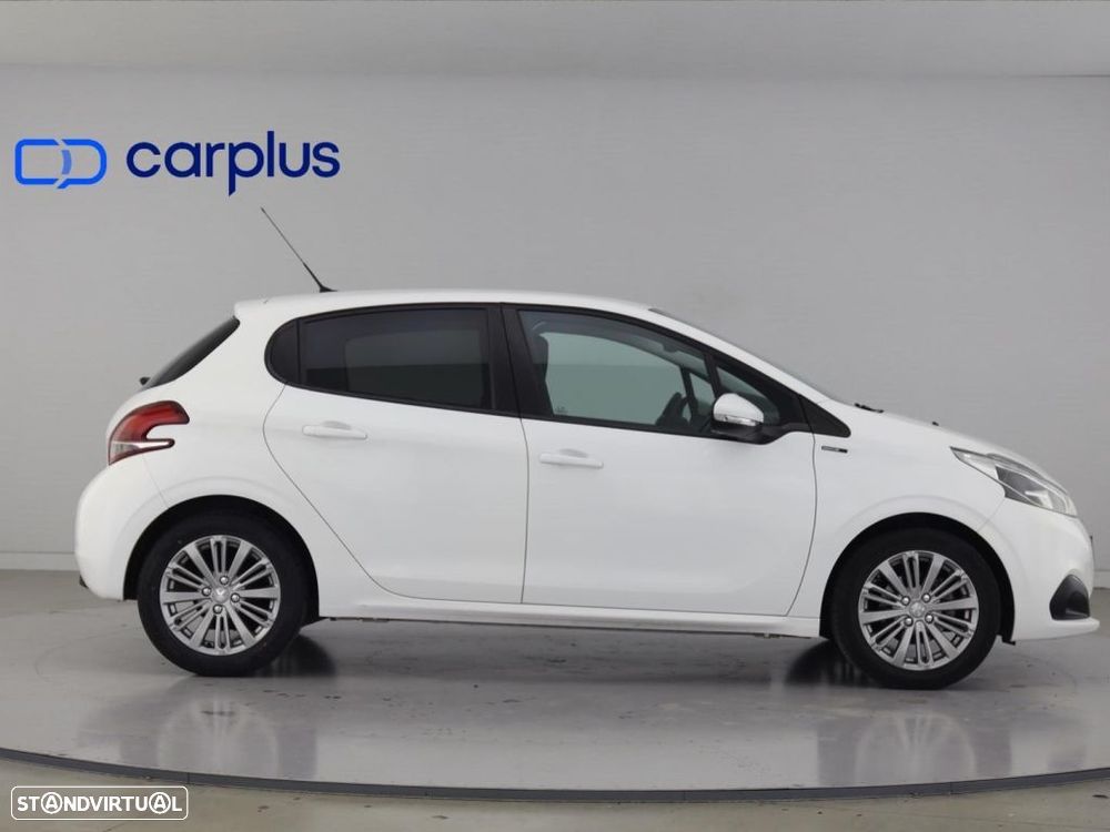 Peugeot 208 1.2 PureTech Allure - 8