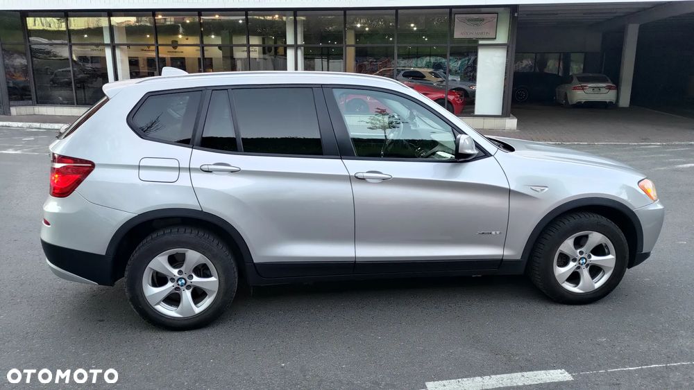 BMW X3 xDrive28i - 8