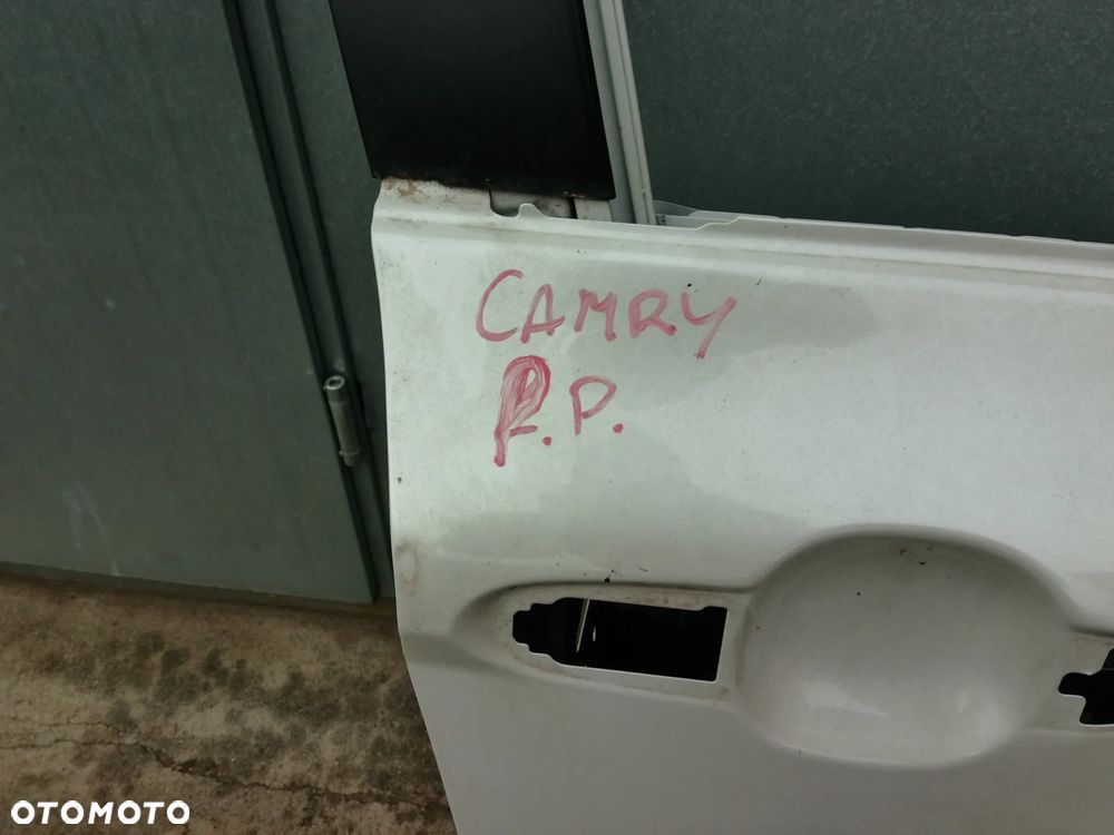 TOYOTA CAMRY VIII 8 18- DRZWI PRAWE PRZÓD PRZEDNIE - 2