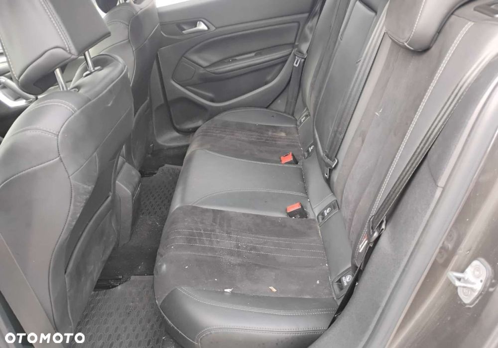 Peugeot 308 - 10